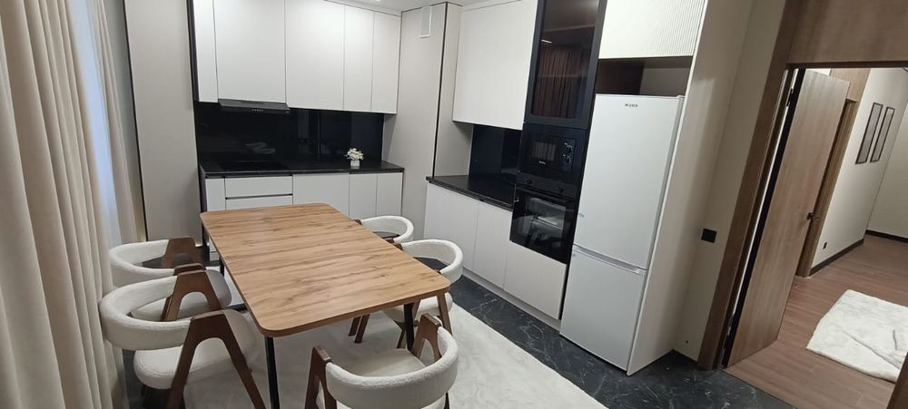 6 комн возле триумфальной арки