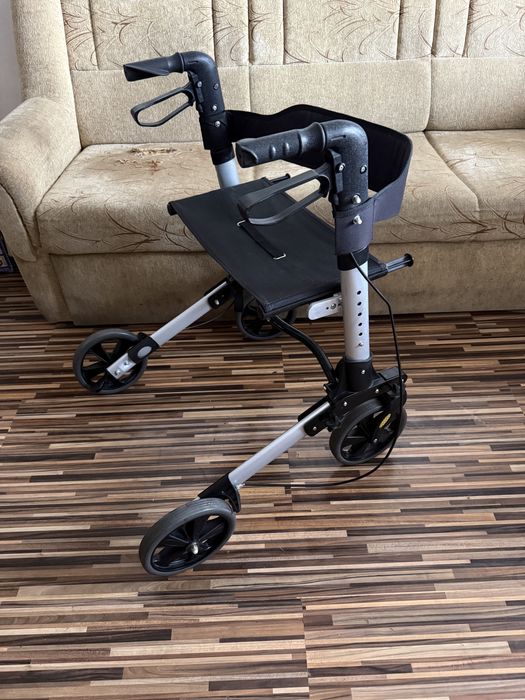 Cadru deplasare cu sezut din aluminiu