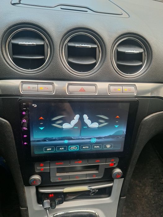 Ford S max Titanium 2009 7 locuri sau schimb cu o mașină mai mică