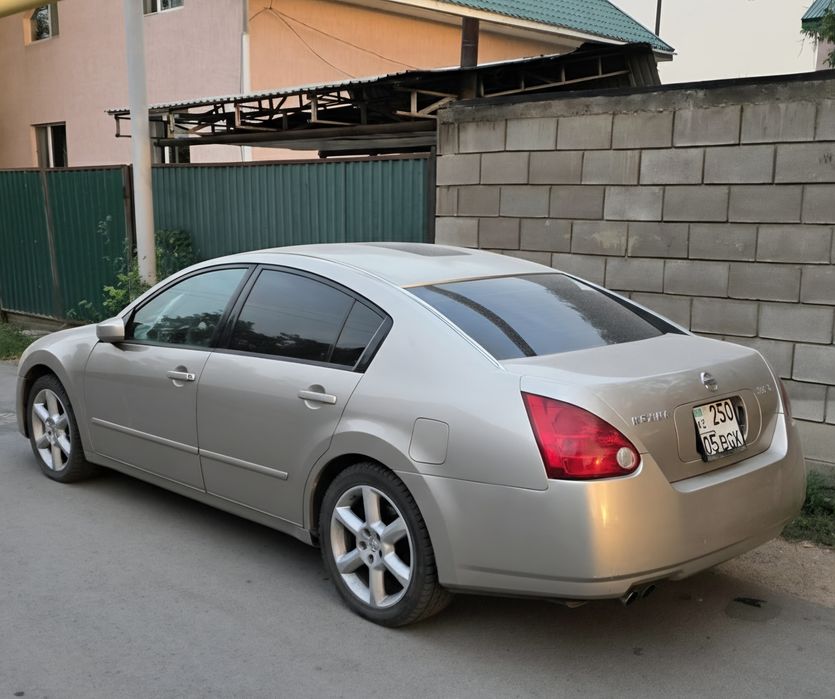 Nissan Maxima A34