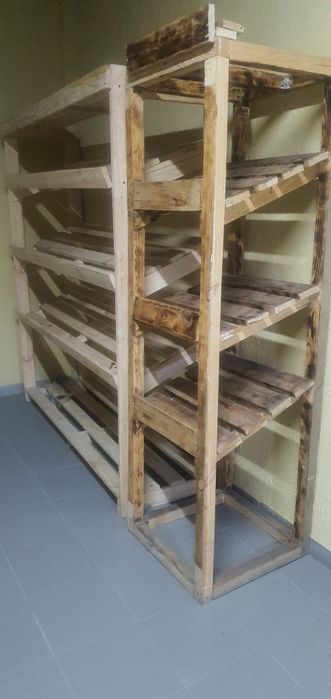Срочно продам овощной стеллажи