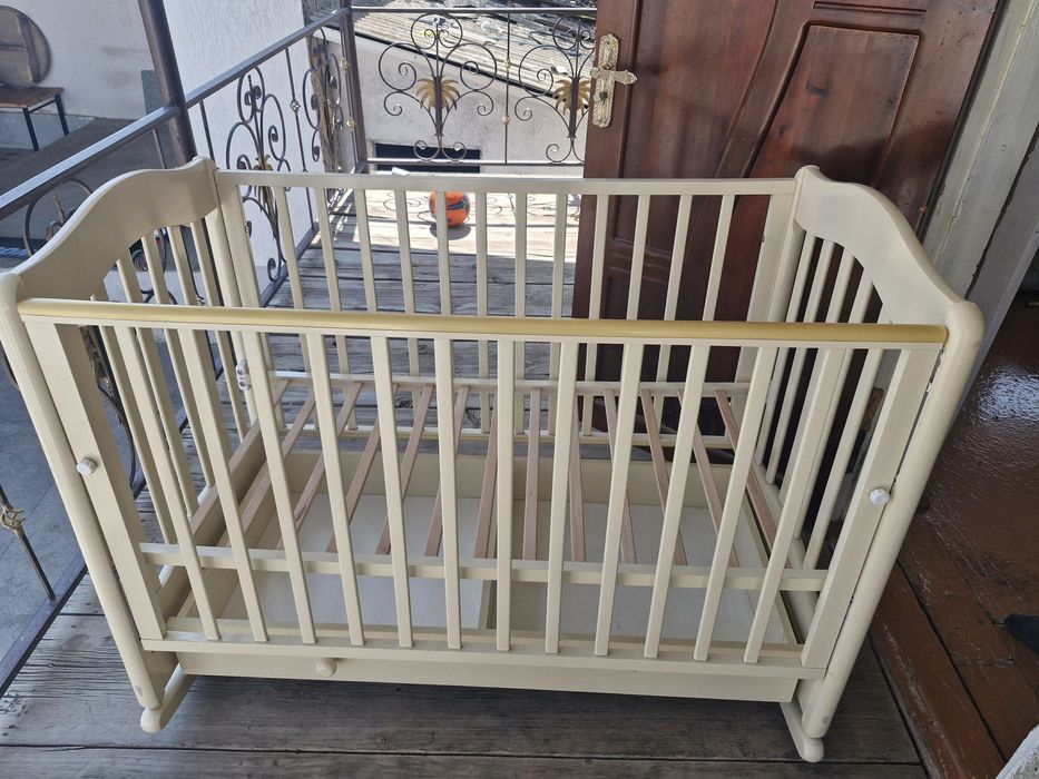 Продам детскую кровать