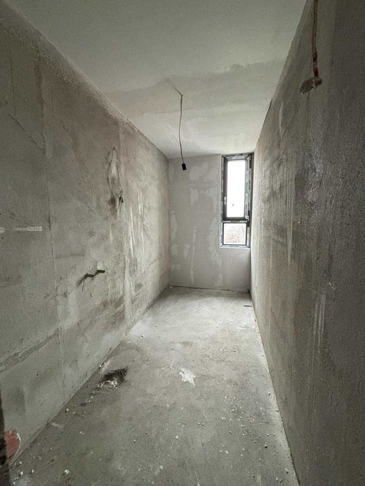 Продава се Четиристаен апартамент в Пловдив, Остромила - 180 кв.м за 666 €/кв.м - Снимка #7