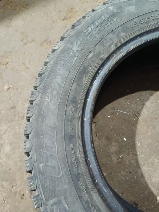 Продам зимние шины 195/65 р15