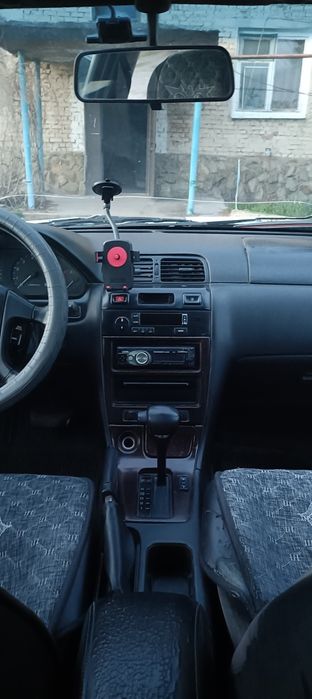 Ниссан Максима 1997 года