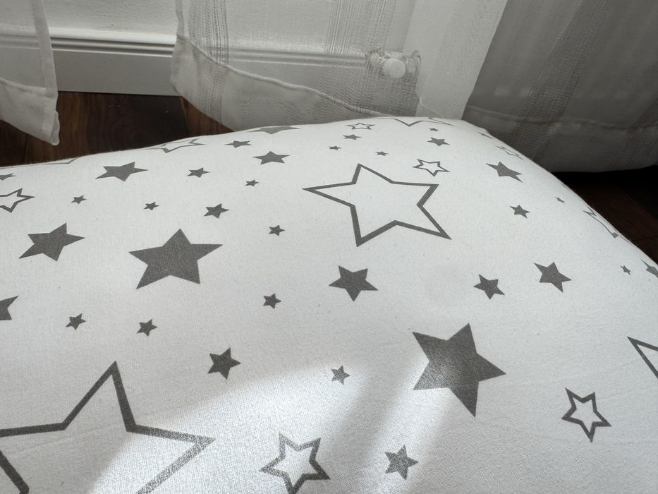 Perna gravide ergonomica Kidizi Alma Galaxy Grey, husa detasabila, 125x45 cm