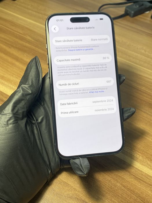 iPhone 15• 128 GB • Black