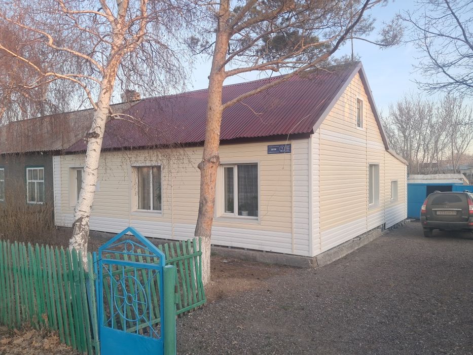 Обменяю  дом в посёлке.