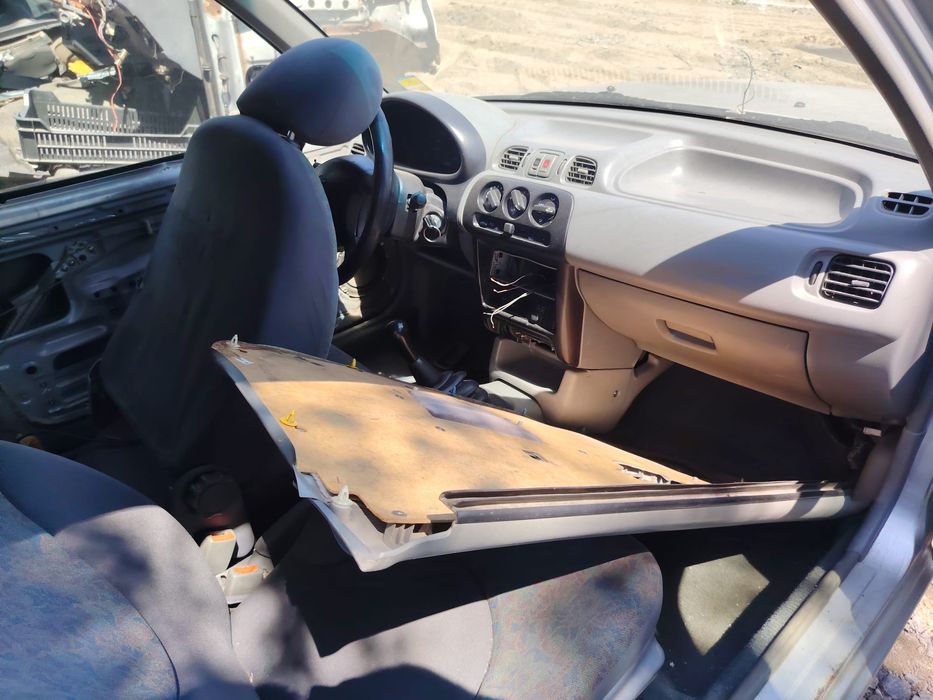 Ansamblu stergatoare parbriz volan pe stanga Nissan Micra 1999