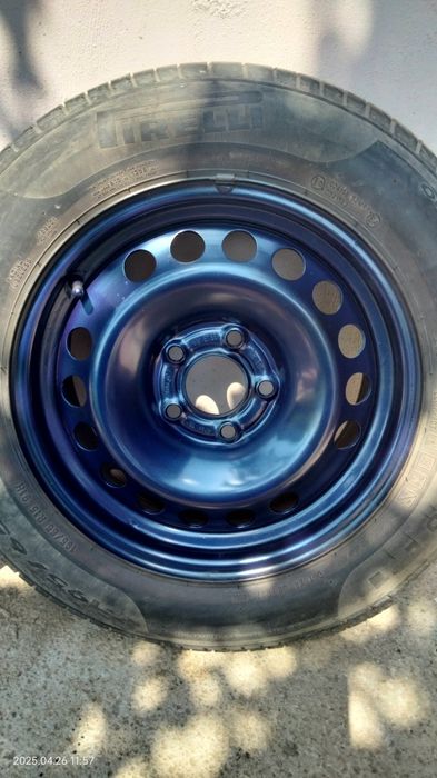 Genți tablă cu cauciucuri R15