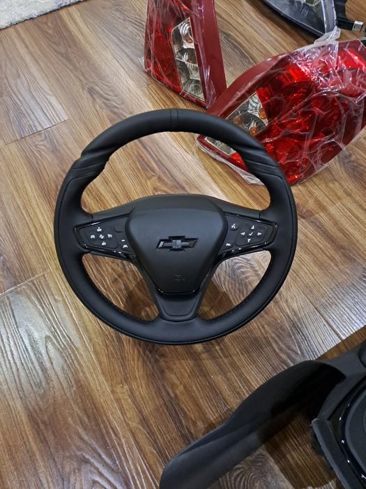 Рул Futulka qoqilgan tayyor Malibu 2 Anatomiya Black Edition M3 Rul