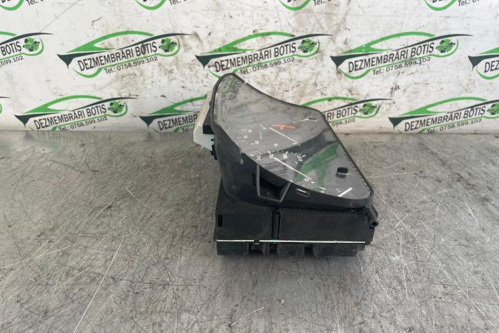 Ceasuri bord 87 001323 Volkswagen VW Polo a 3-a generatie 6N