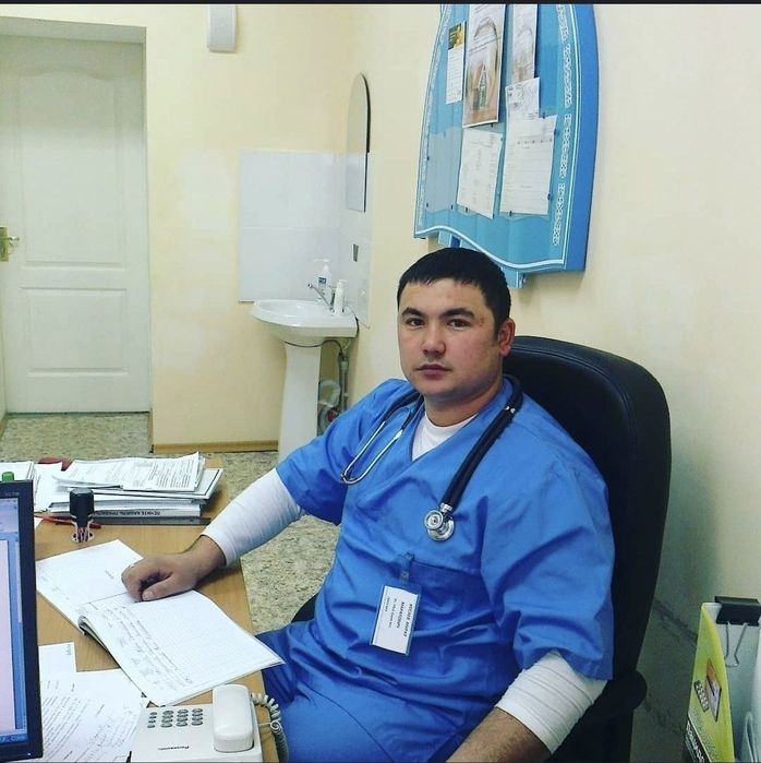 Профессиональный массажист