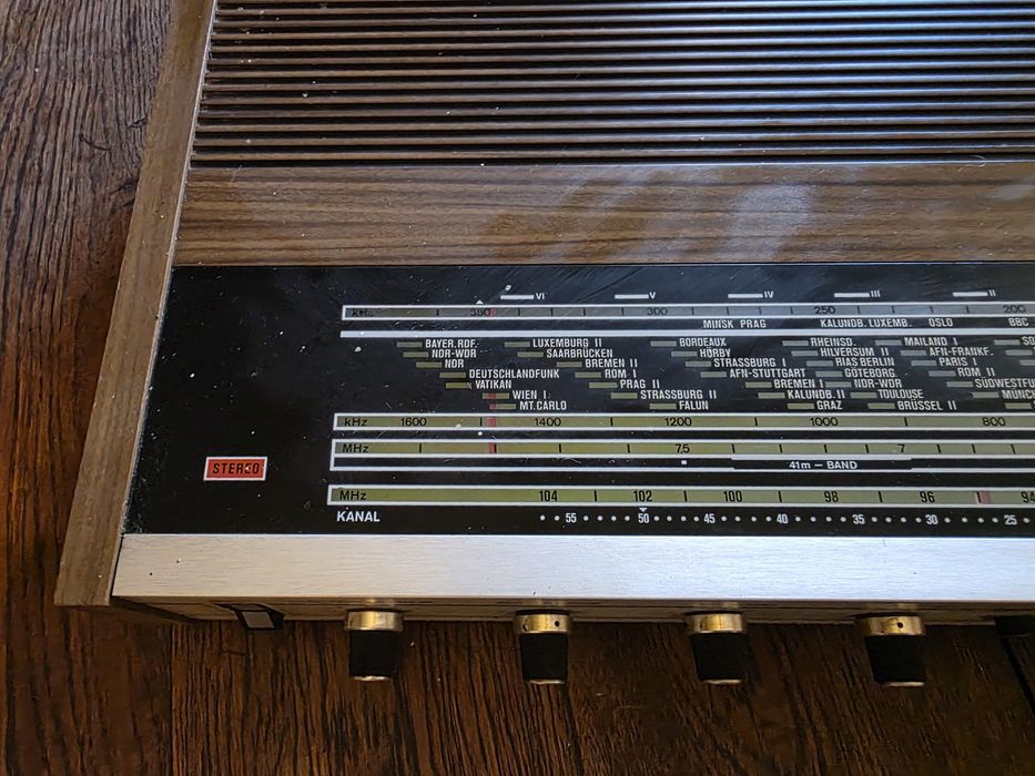 Тунер усилвател ITT SCHAUB-LORENZ stereo 4000L