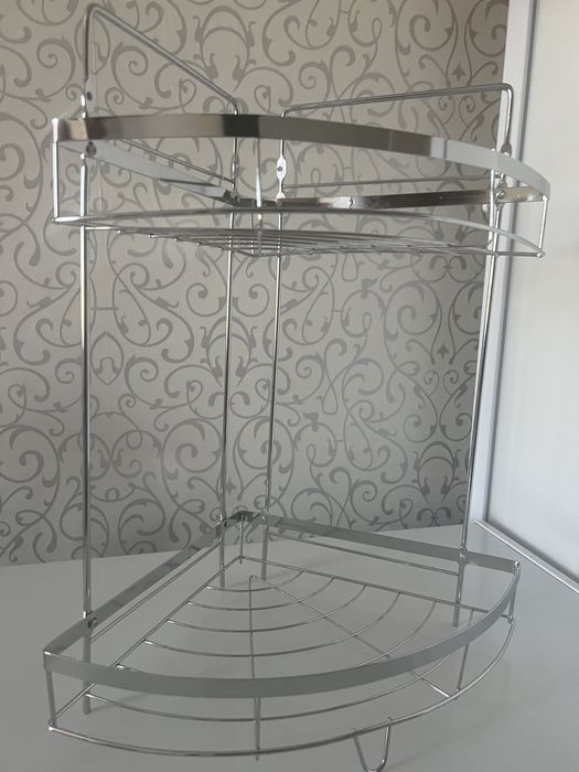 Продаётся этажер для ванной комнаты