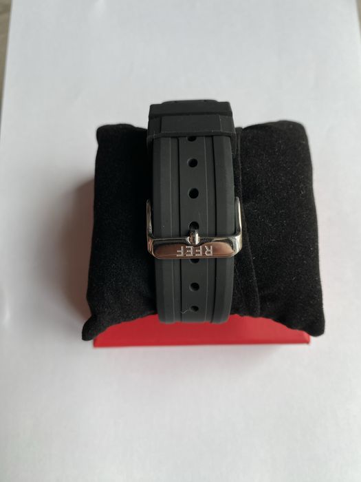 Vând ceas Viceroy nou