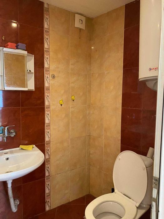 Дава се под наем Двустаен апартамент в София, Зона Б-18 - 50 кв.м за 300 € - Снимка #2