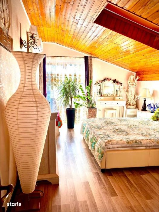 Vanzare - Casa P+M, teren de 758 mp