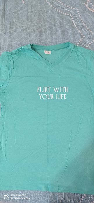 Футболки 46 размер в хорошем состоянии.Цена за одну