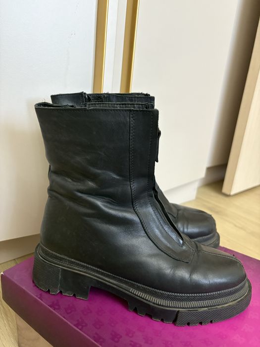 Продам ботинки зимние