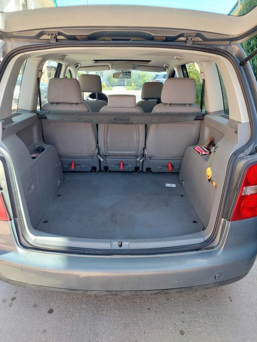 VOLKSWAGEN Touran 2006 — imagine 5