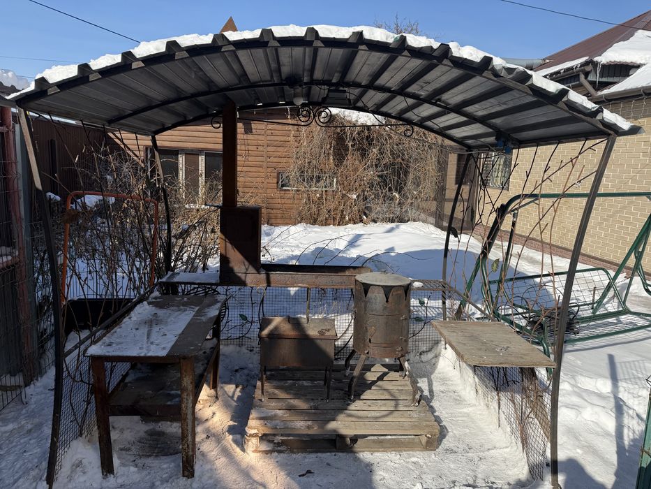 Продаю б/у мангальный комплекс