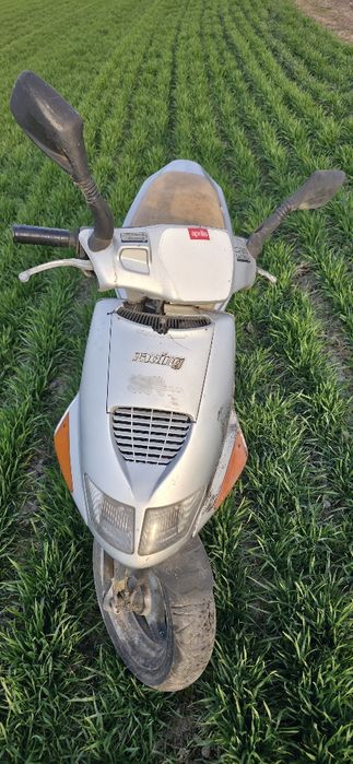 Scuter Aprilia SR