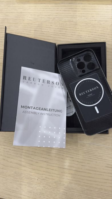 Iphone 16 pro max Carbon case