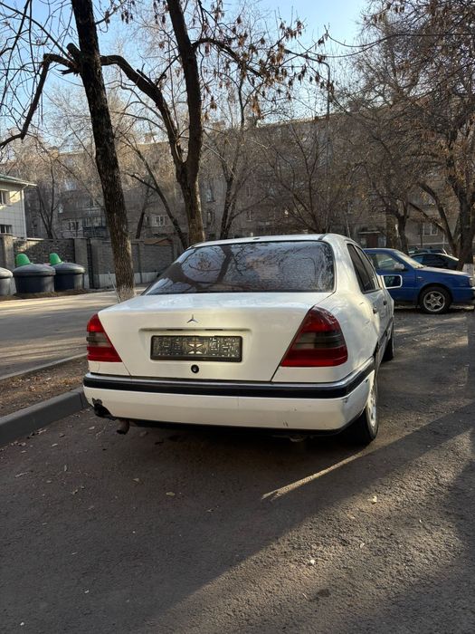 Мерседес с 180 в рассрочку