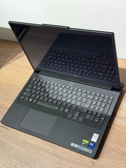 Laptop Gaming Lenovo Legion Pro 7 16" OLED Ultra 9 32GB RTX 5070Ti 2TB