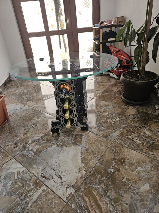 Masa de cafea bloc motor