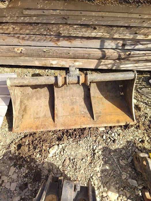 Set cupe excavator 4-8 tone