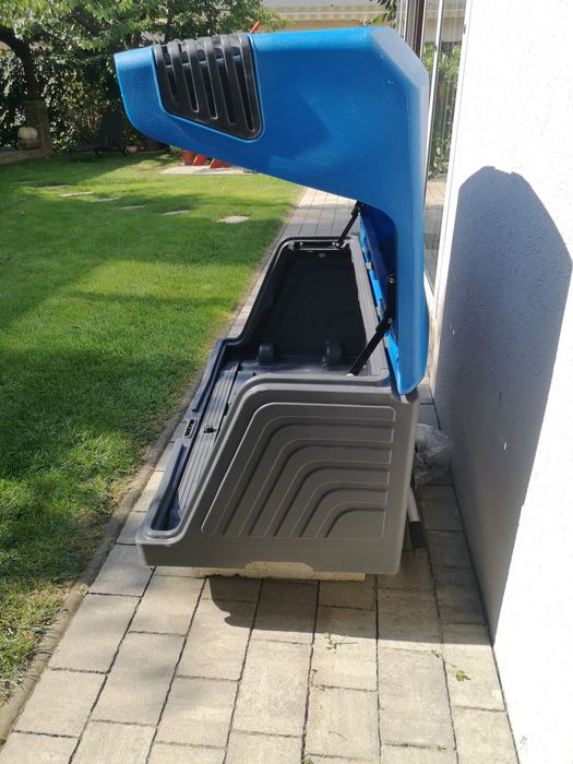 Cutie portbagaj pe carligul de remorcare Towbox V3 - culoare Albastru