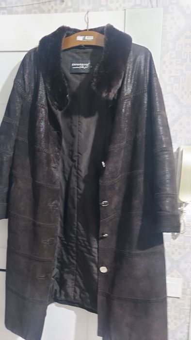 Продам дубленки женские .