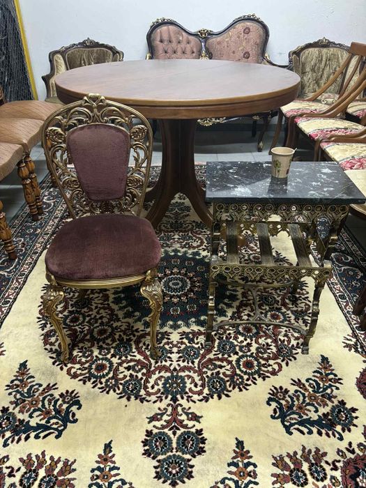 Старинни мебели антика