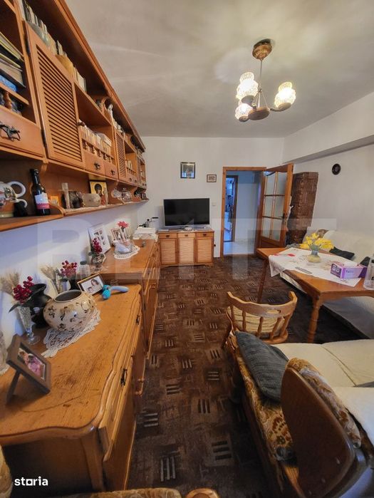 Apartament cu 3 camere, 73 mp, zona centrala
