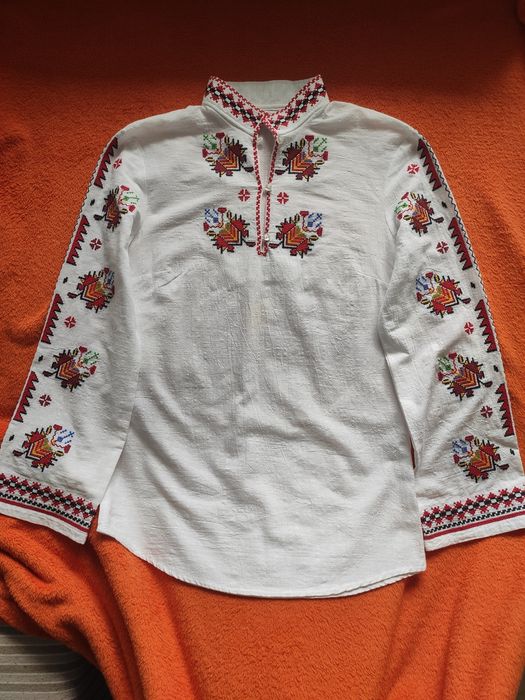 Дамска риза с шевици (S размер)