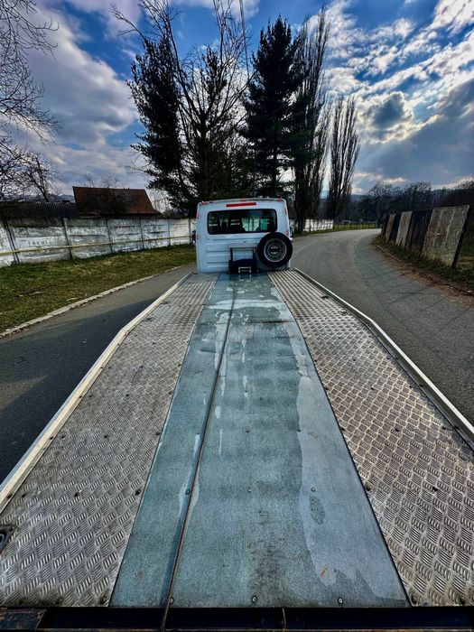 Autoplatforma iveco