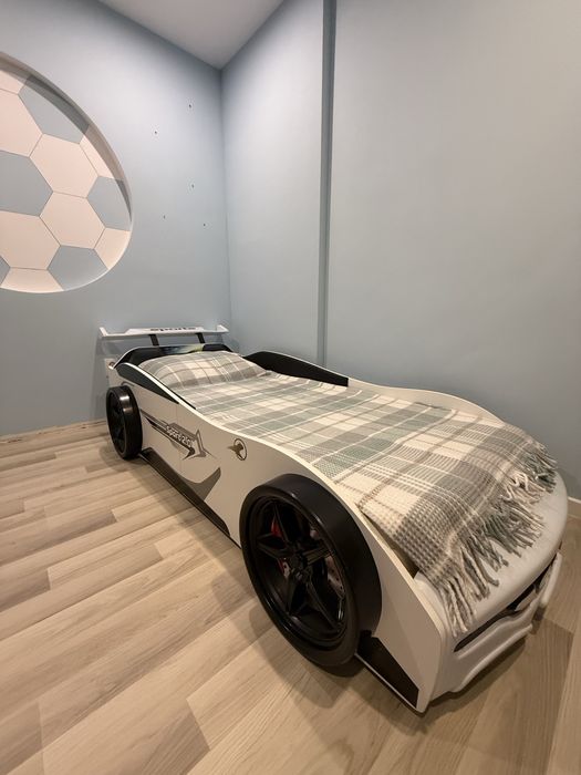 Pat mașină sport cu led