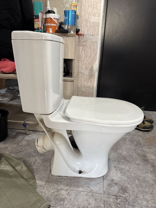 Продам унитаз в хорошем состоянии