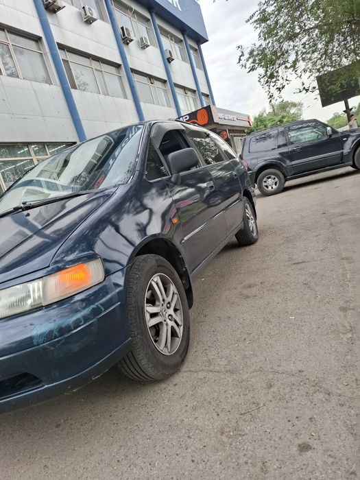 Honda Odyssey RA2
