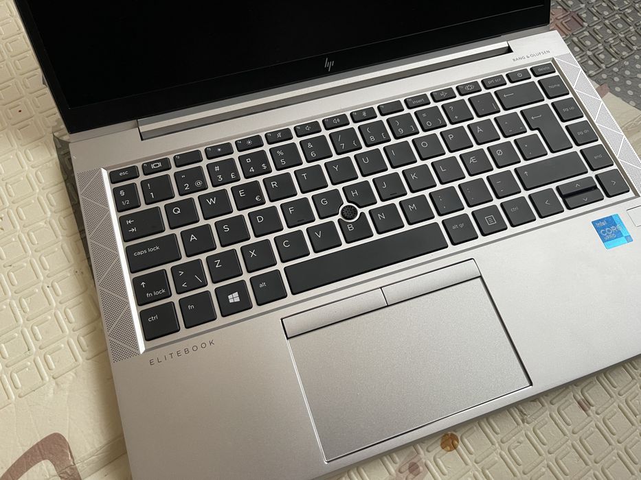 HP Elitebook 840 G8 -като нов