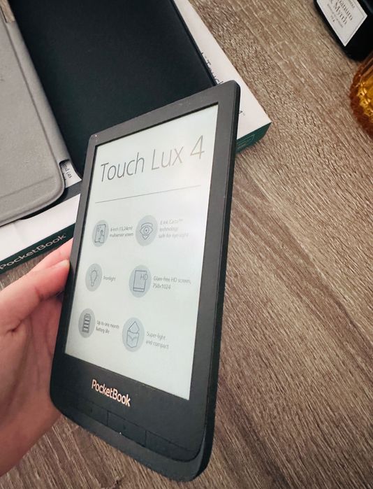 Pocketbook Touch Lux 4