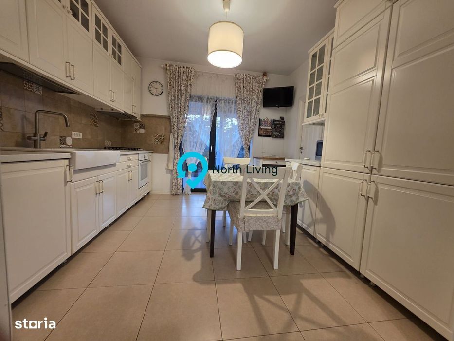 Casa 4 camere + curte 300 mp Tunari