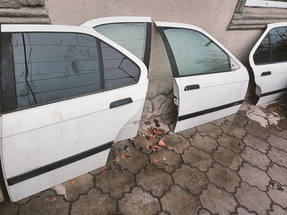 Запчасти БМВ е36 кузовшина