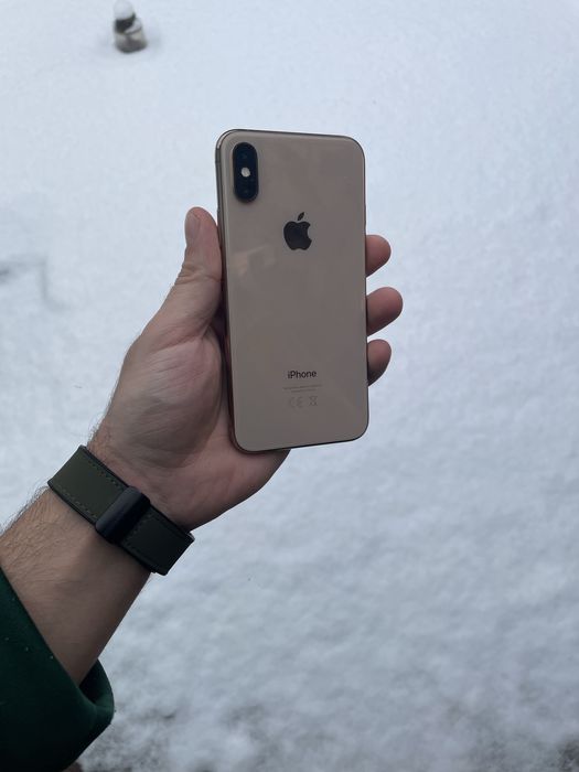 Продам телефон  Айфон Xs