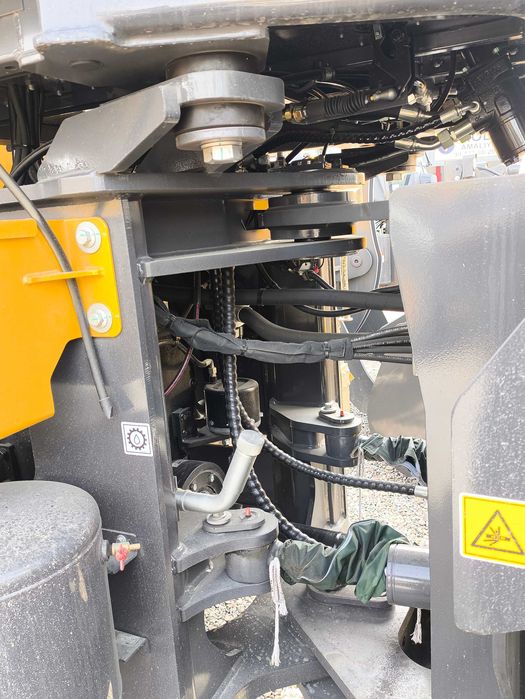 Погрузчик XCMG XC958 3,5 куба джойстик.