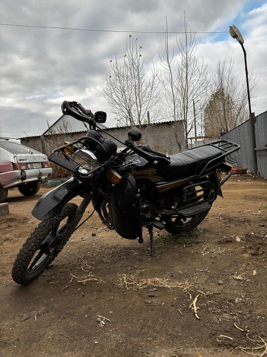Продам мотоцикл 200кубов