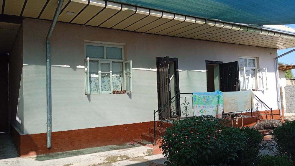 Уй сотилади.Учасатка