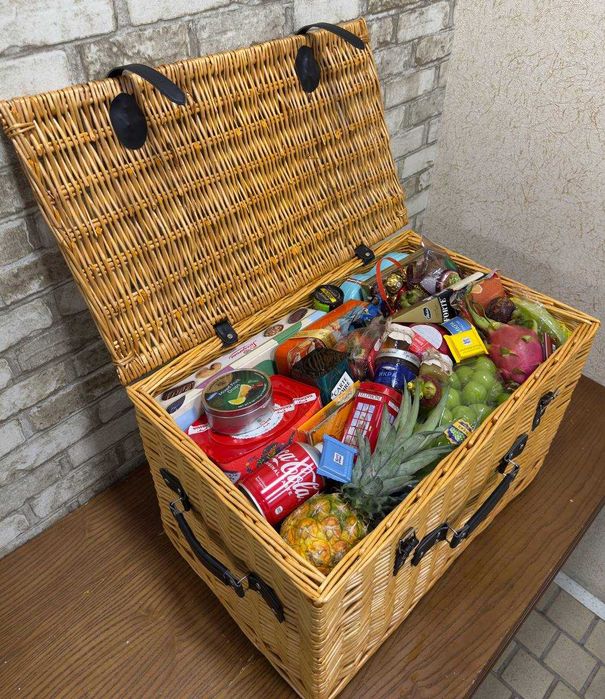 Премиум подарки корпоративные Оптом Сундуки мясные, фруктами и сладкие